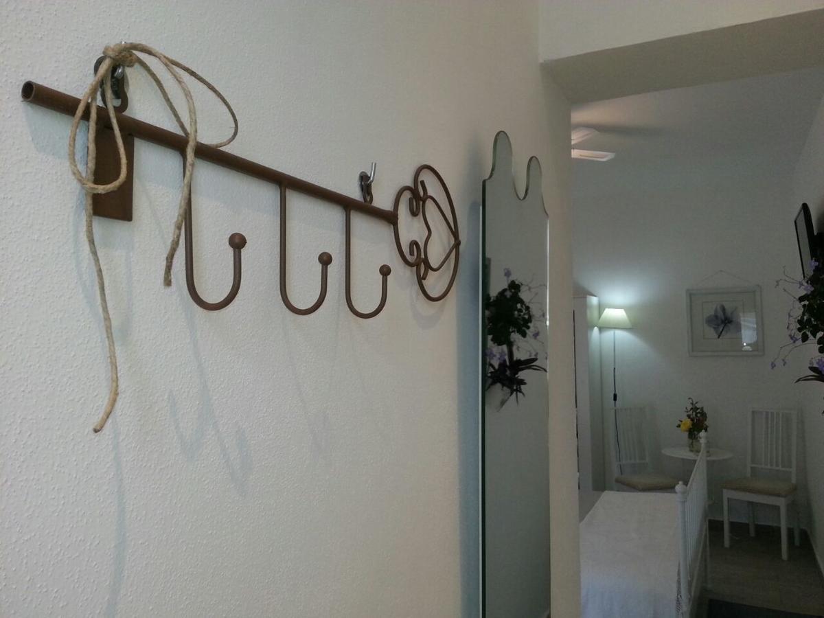 Message In A Bottle Bed And Breakfast Camporosso  Bagian luar foto
